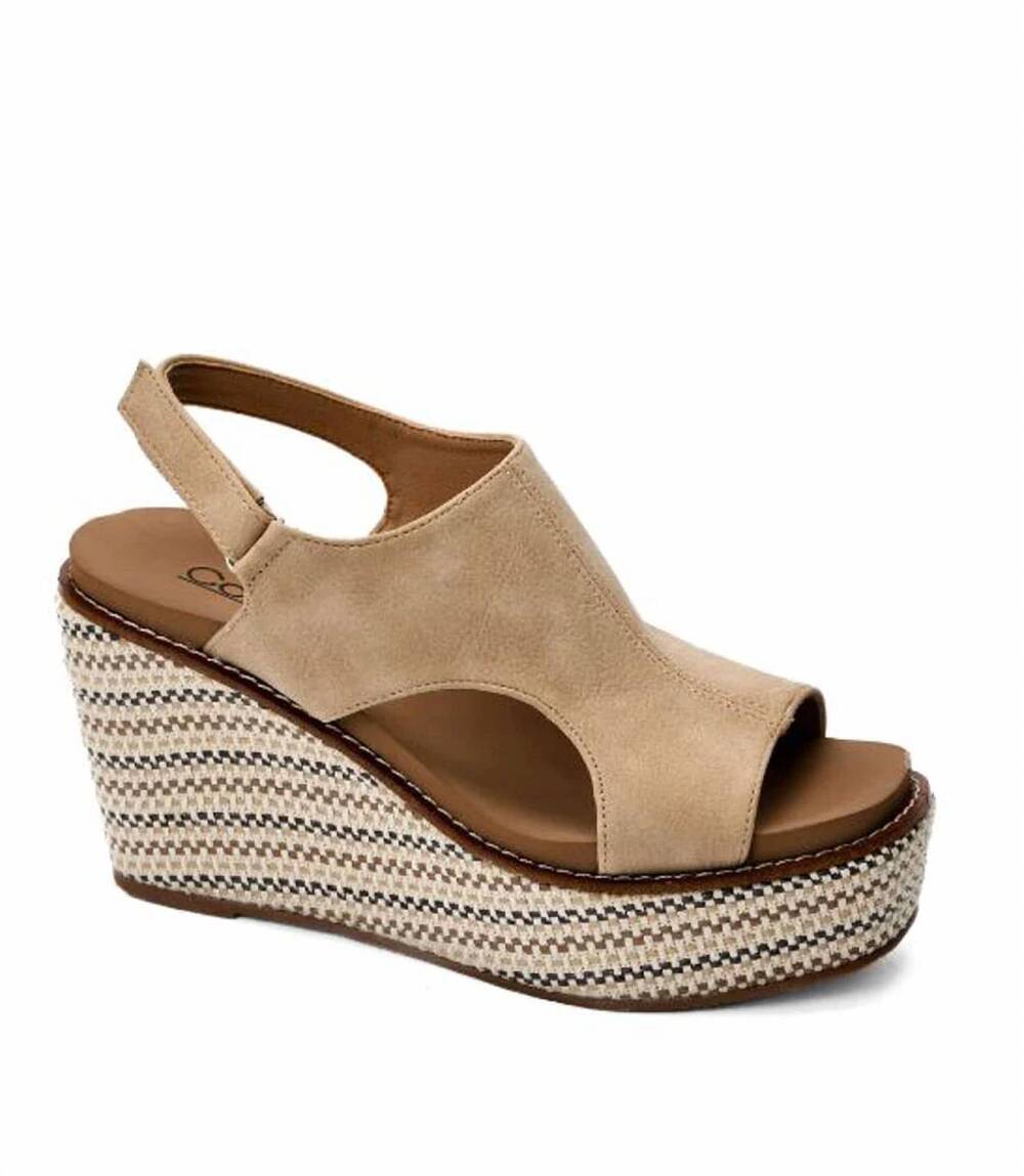NEW CORKYS FOOTWEAR women's freddie wedge in camel